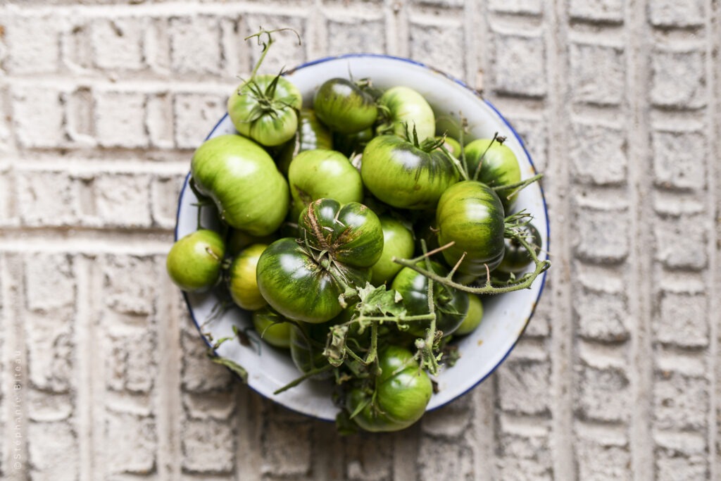 … Aime ne rien gâcher et la confiture de tomates vertes