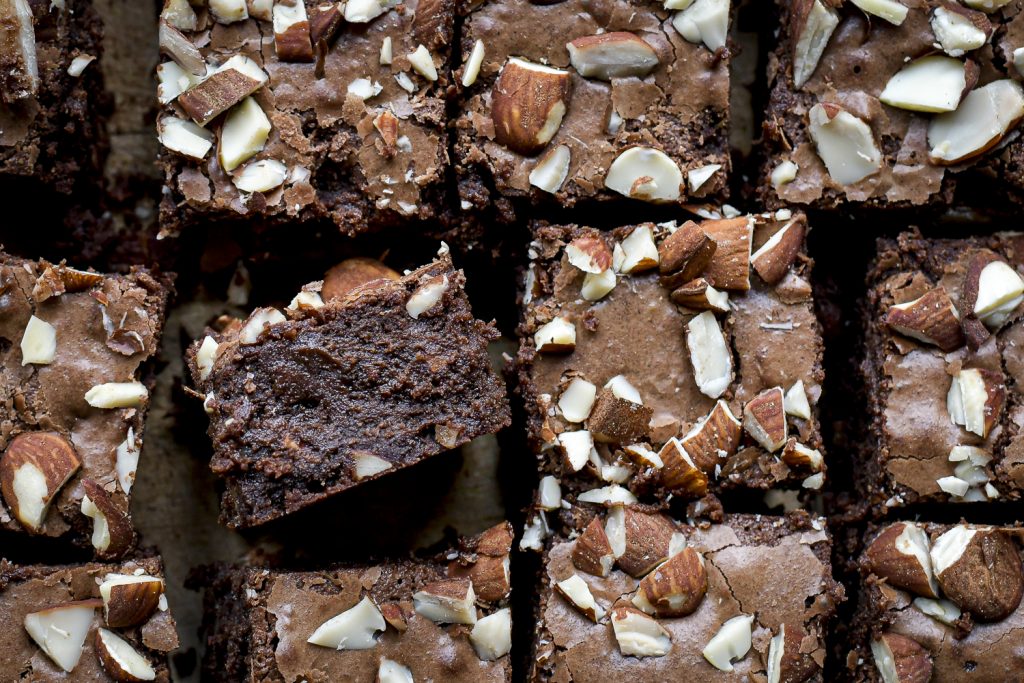 … Aime la modestie sauf aujourd’hui : le meilleur brownie est ici !